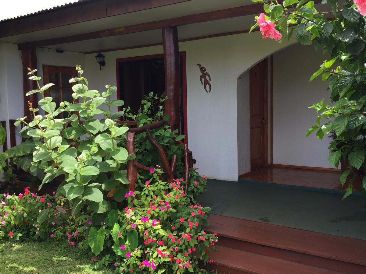 Cabanas Hinariru Nui Hanga Roa Exterior foto